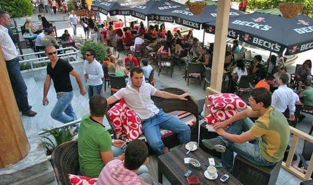 Shqiperia eshte shteti i dyte ne bote per numrin me te larte te bar-kafeve